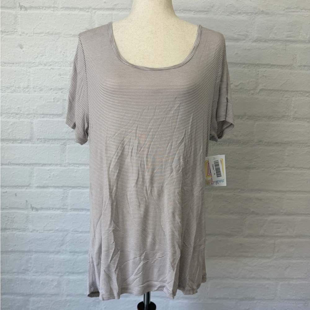 ✨NWT✨ LuLaRoe Classic T Striped size XL